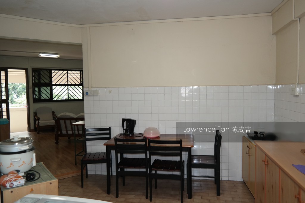 Blk 227 Serangoon Avenue 4 (Serangoon), HDB 3 Rooms #143120052
